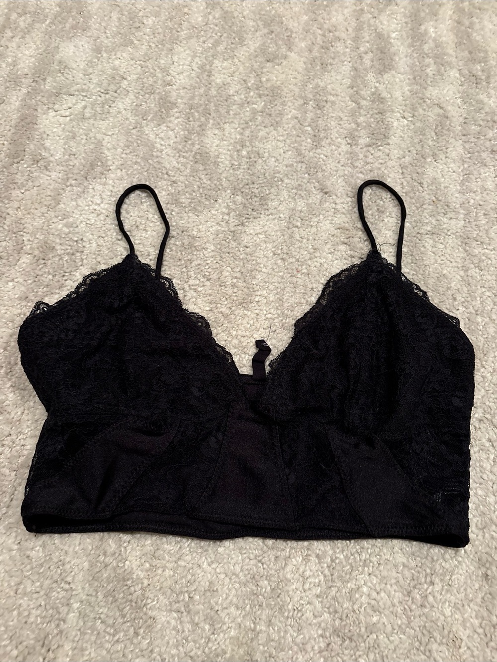 Urban cropped bra top